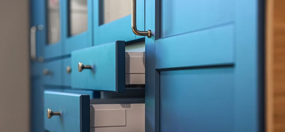 Hardware Installation & Finishing